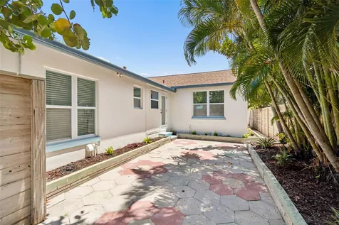 8125 Bayshore Drive Treasure Island FL 33706