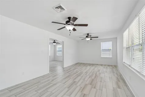 8125 Bayshore Drive Treasure Island FL 33706