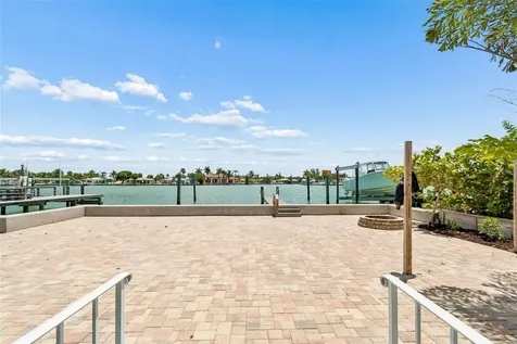 8125 Bayshore Drive Treasure Island FL 33706