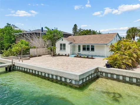 8125 Bayshore Drive Treasure Island FL 33706