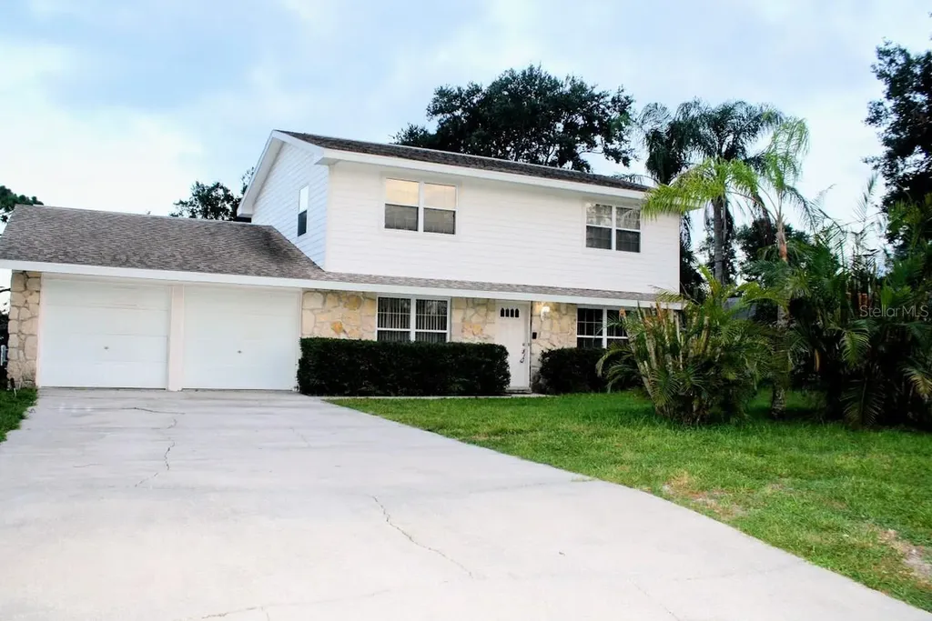 1033 Glenham Drive NE Palm Bay FL 32905