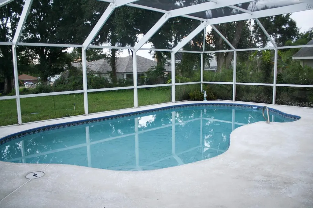 1033 Glenham Drive NE Palm Bay FL 32905