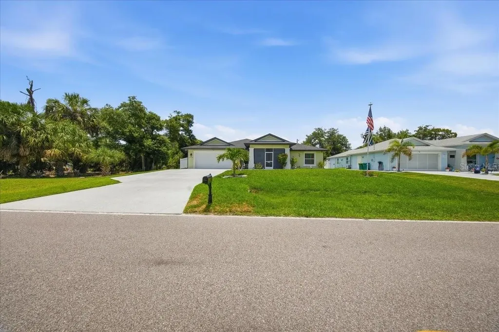 17432 Shirley Avenue Port Charlotte FL 33948