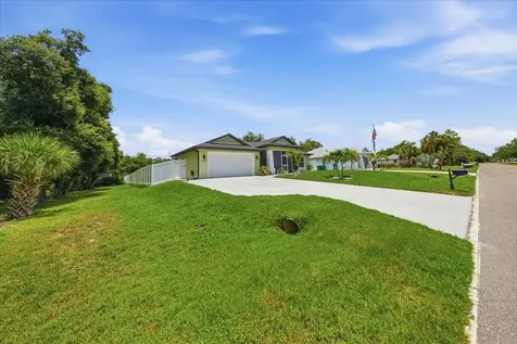 17432 Shirley Avenue Port Charlotte FL 33948