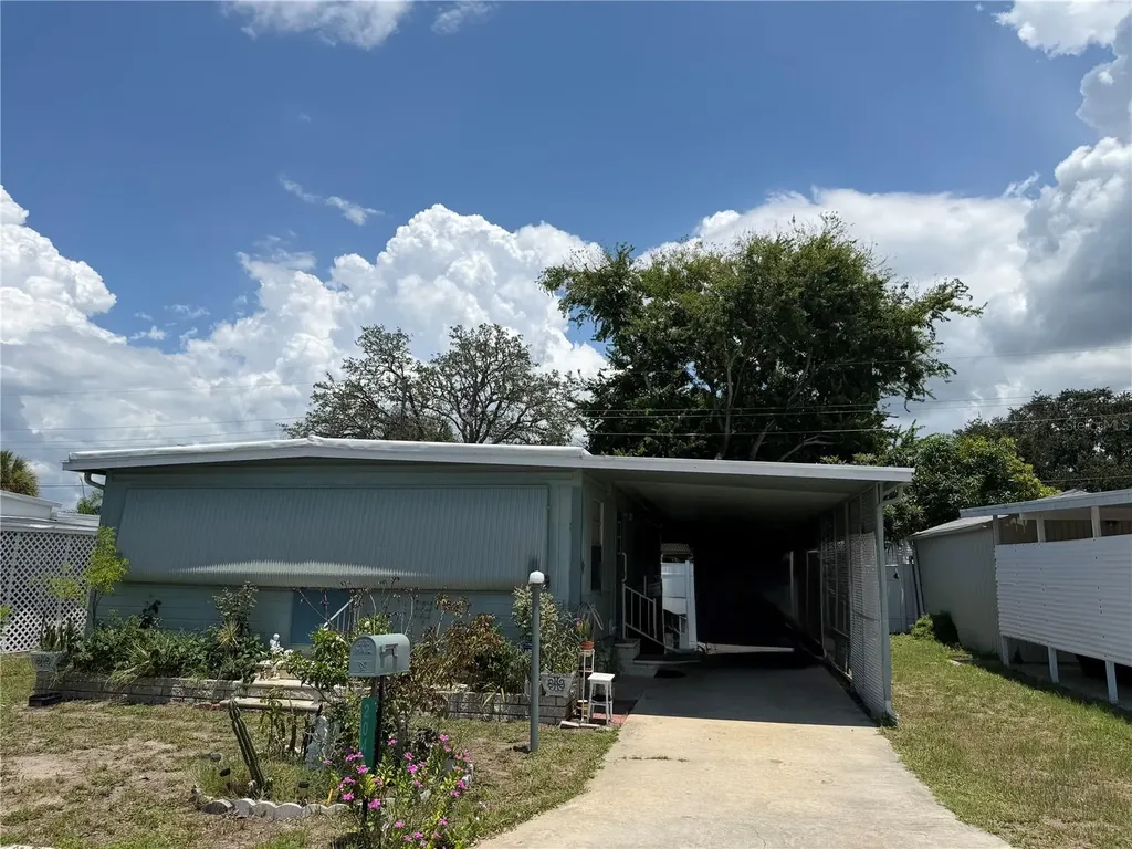 2044 Hoyle Drive Holiday FL 34691