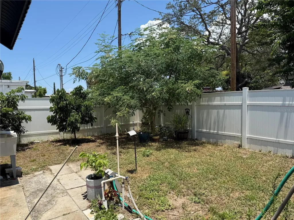 2044 Hoyle Drive Holiday FL 34691