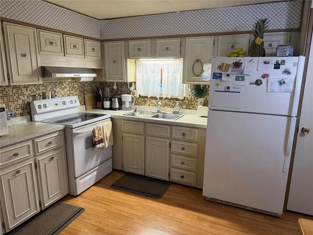 2044 Hoyle Drive Holiday FL 34691