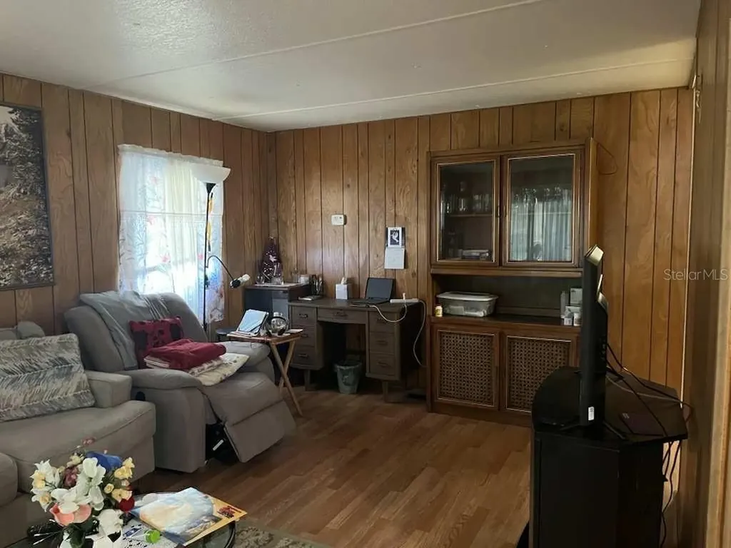 2044 Hoyle Drive Holiday FL 34691