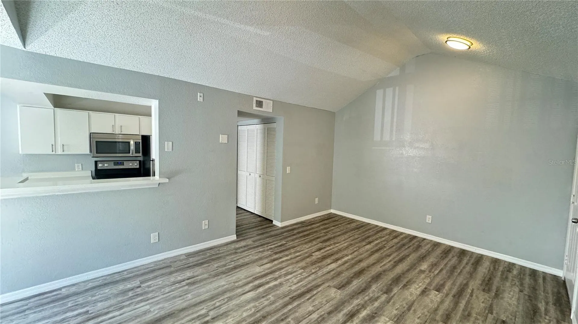 1037 S Hiawassee Road Orlando FL 32835