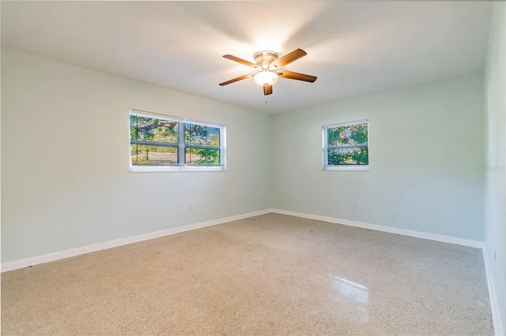 677 Oakwood Drive Dunedin FL 34698