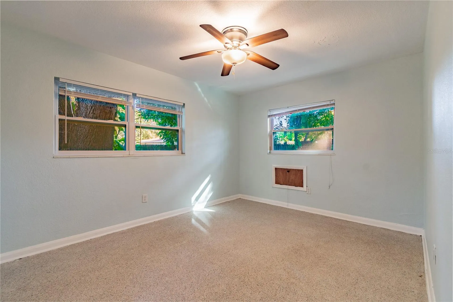 677 Oakwood Drive Dunedin FL 34698