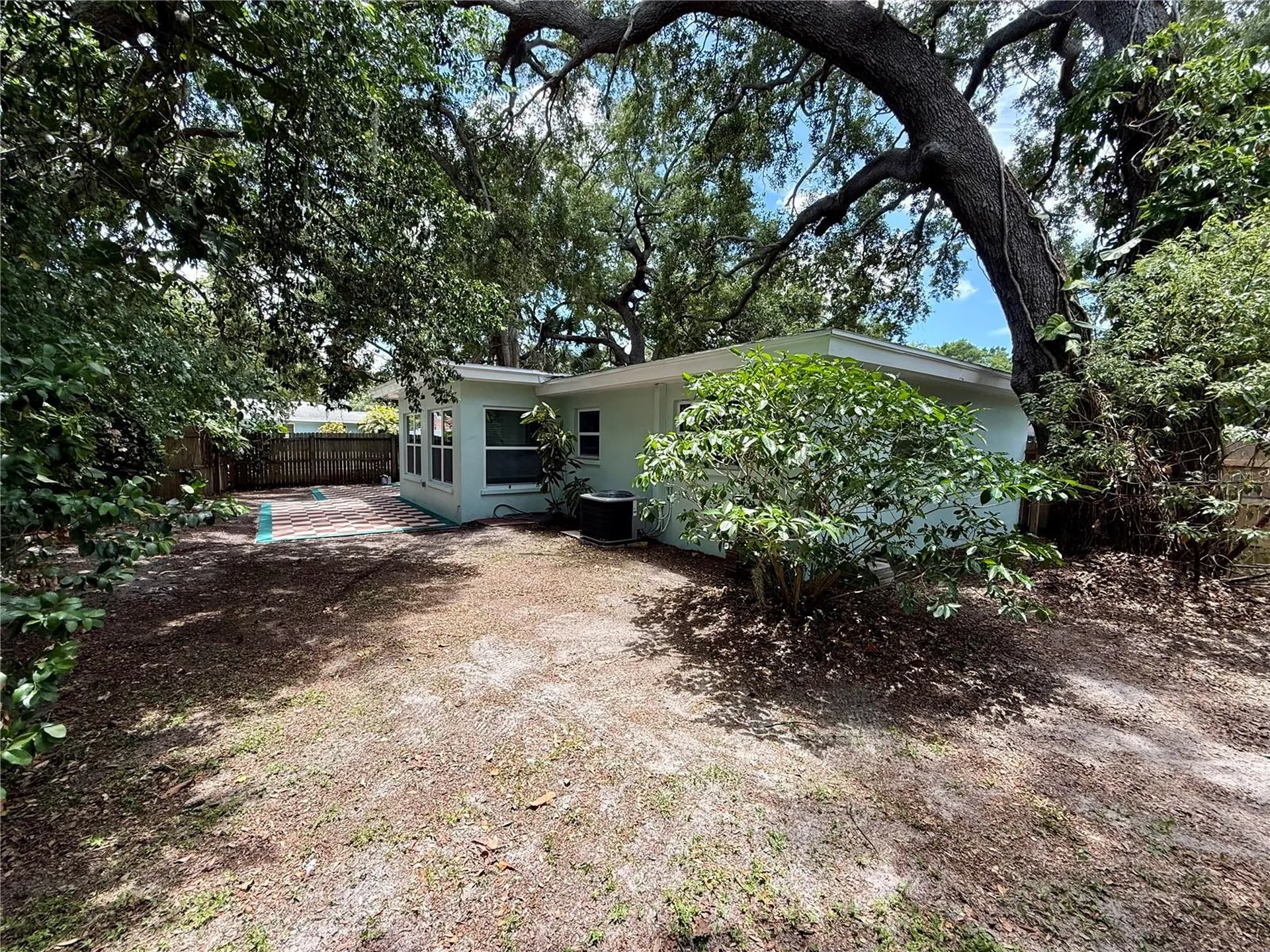 677 Oakwood Drive Dunedin FL 34698