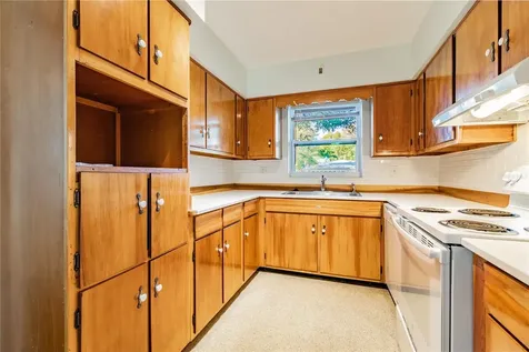 677 Oakwood Drive Dunedin FL 34698