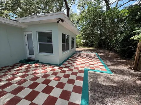 677 Oakwood Drive Dunedin FL 34698