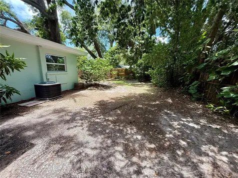 677 Oakwood Drive Dunedin FL 34698