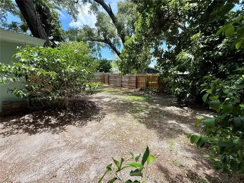 677 Oakwood Drive Dunedin FL 34698