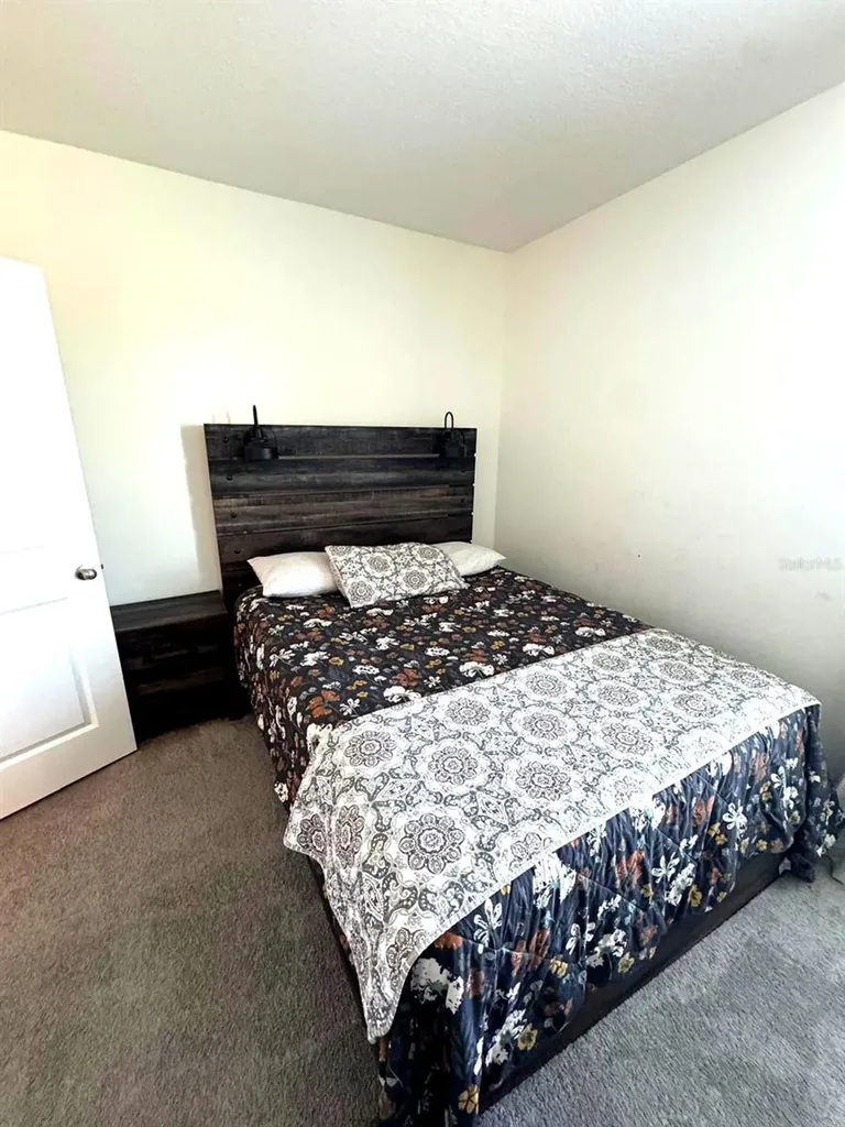 10570 Penny Gale Loop San Antonio FL 33576