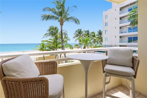 Carrion Court #6 Carrion Court Playa Street San Juan PR 00911