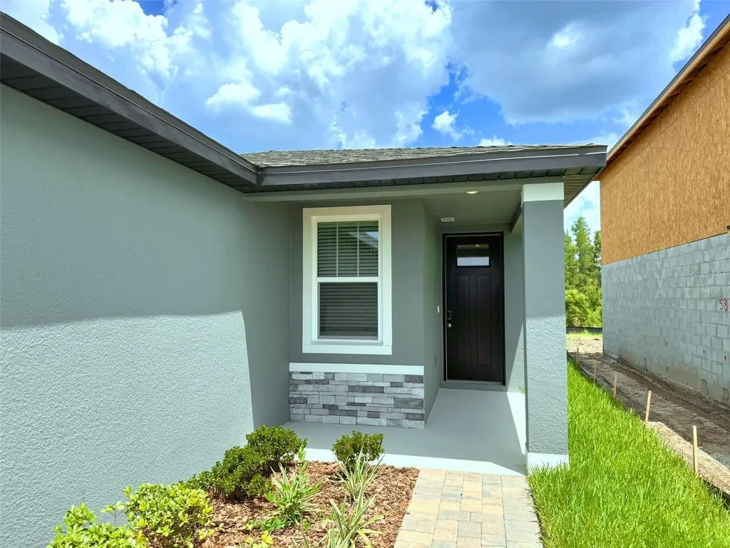 1461 Brekey Way Zephyrhills FL 33541