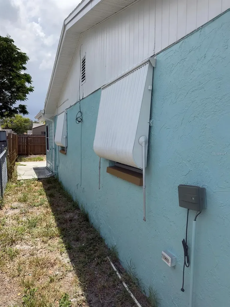 3128 Kilburn Road Holiday FL 34691