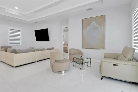 2394 45th Avenue NE Naples FL 34120