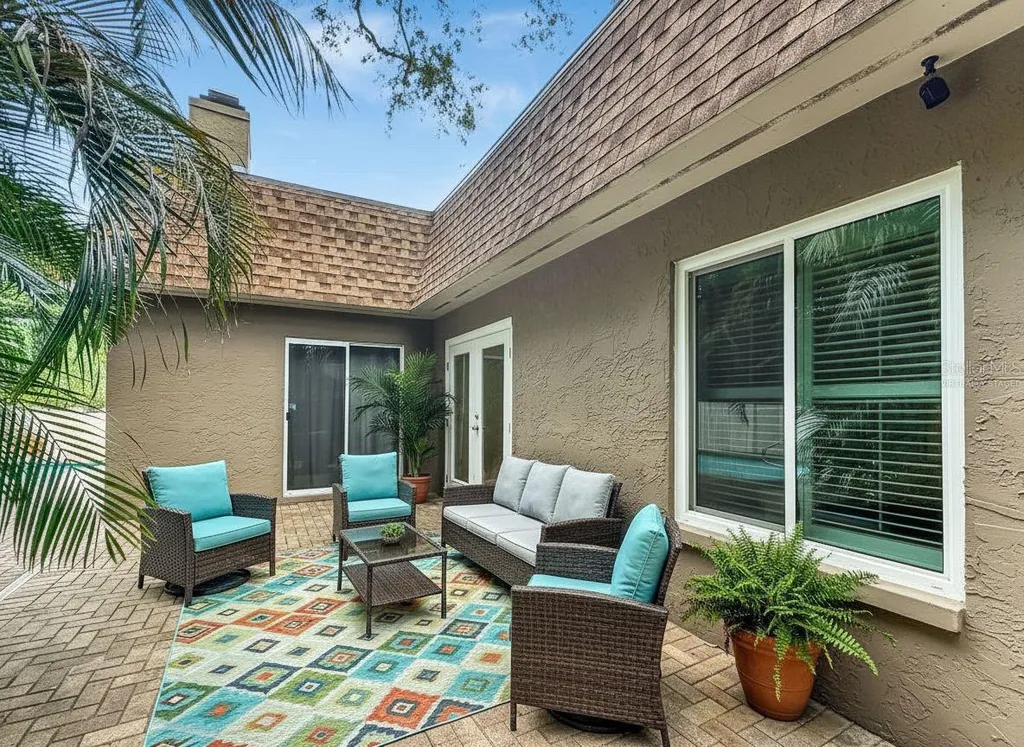 1011 Winding Oaks Drive Palm Harbor FL 34683