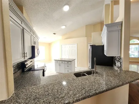 12406 Beacontree Way Orlando FL 32837