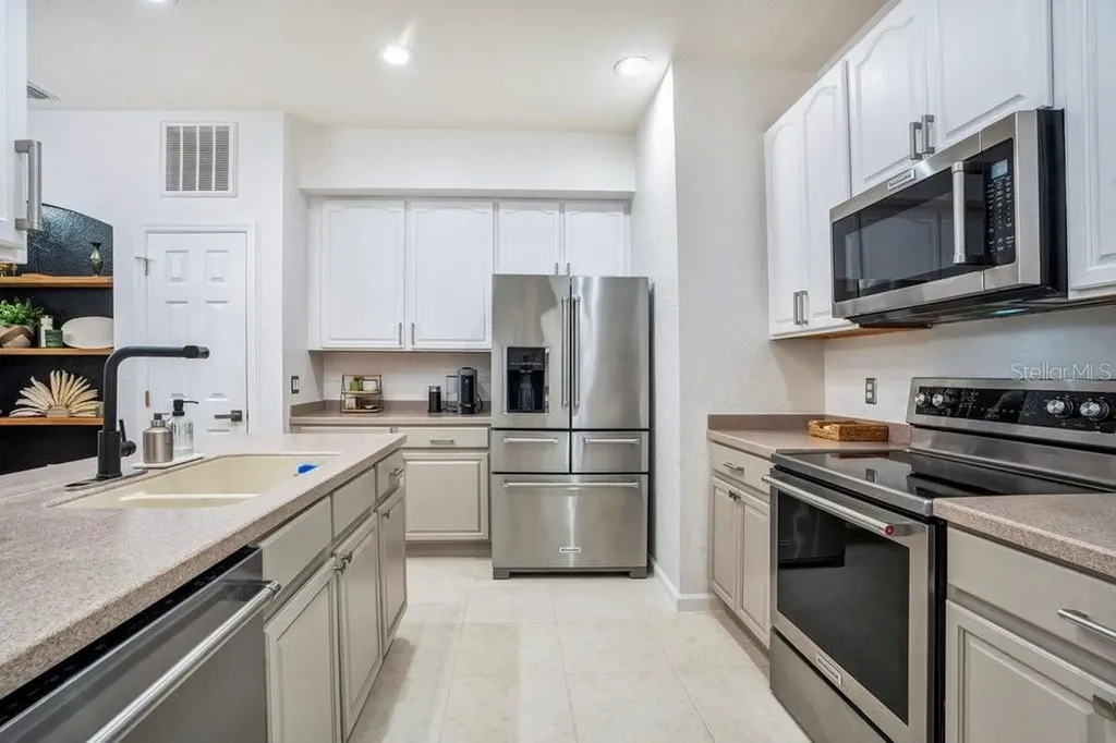 1259 Falling Star Lane Orlando FL 32828