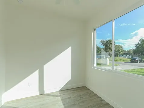 2831 W Livingston Street Orlando FL 32805