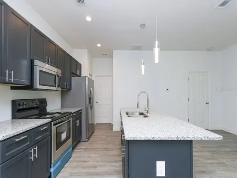 2831 W Livingston Street Orlando FL 32805