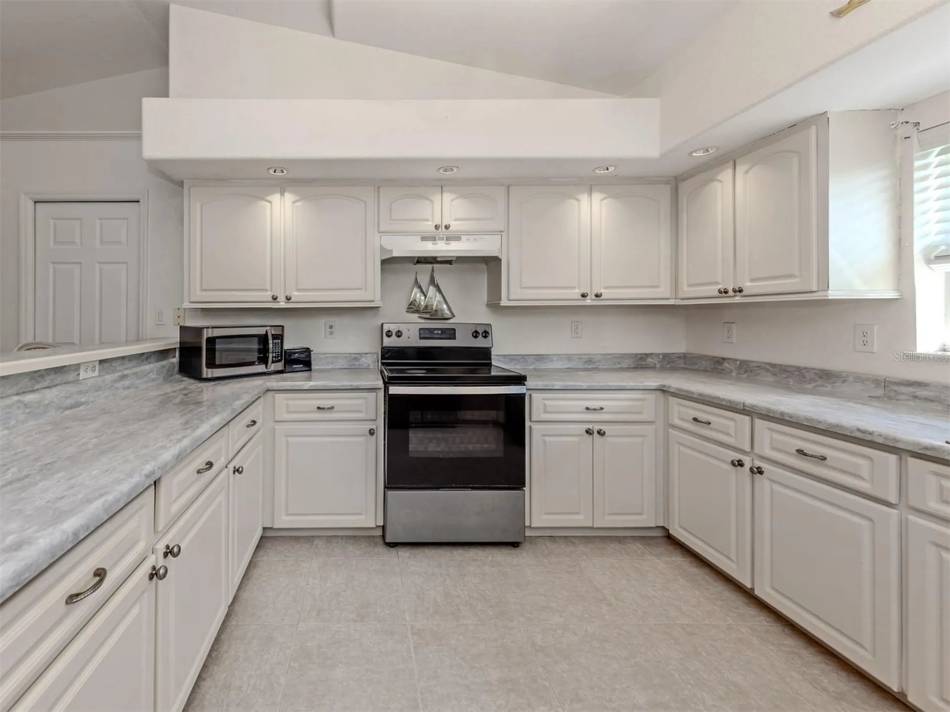 1056 Rotonda Circle Rotonda West FL 33947