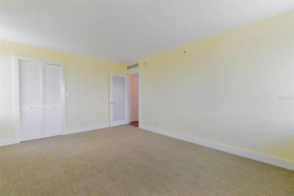 2480 Presidential Way West Palm Beach FL 33401
