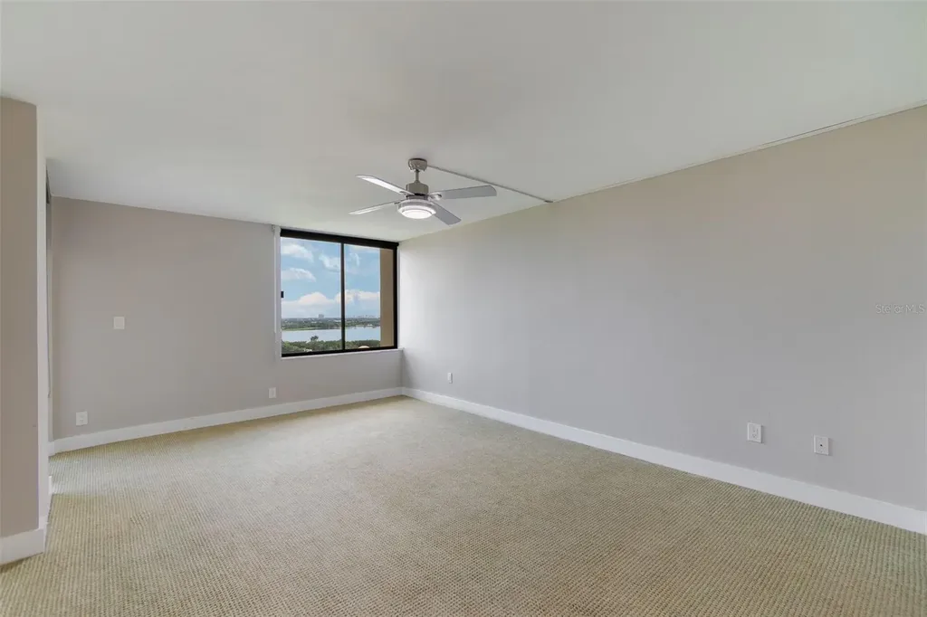 2480 Presidential Way West Palm Beach FL 33401