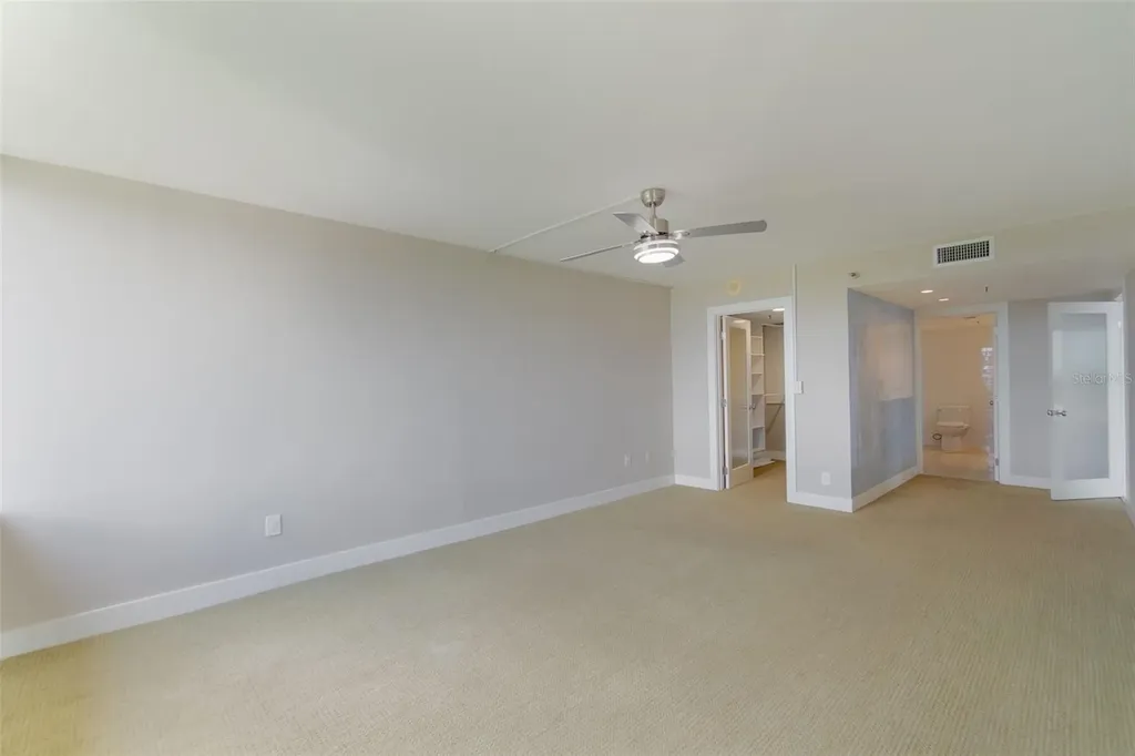 2480 Presidential Way West Palm Beach FL 33401