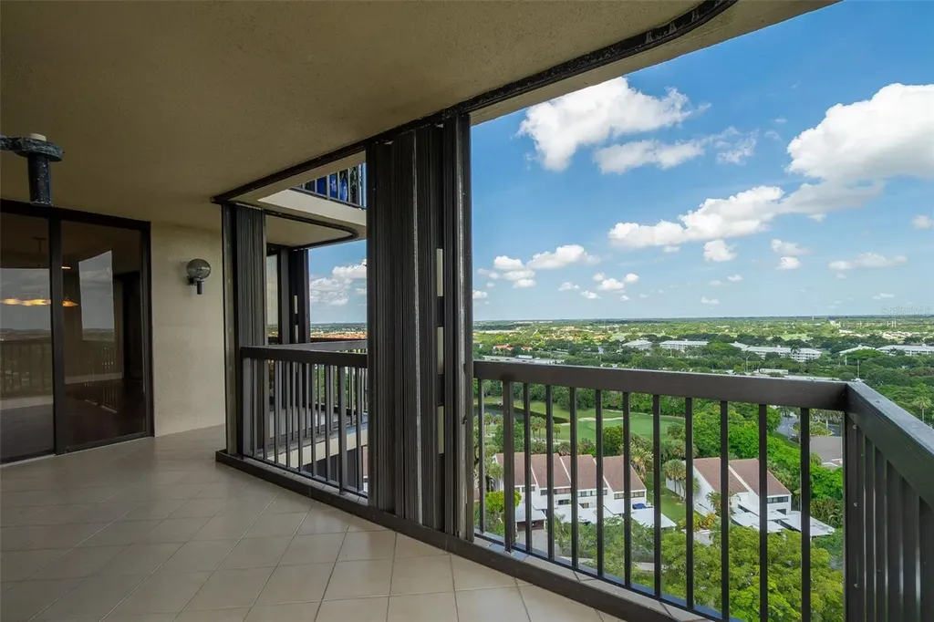 2480 Presidential Way West Palm Beach FL 33401