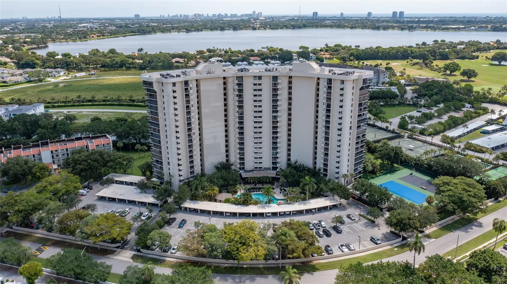 2480 Presidential Way West Palm Beach FL 33401