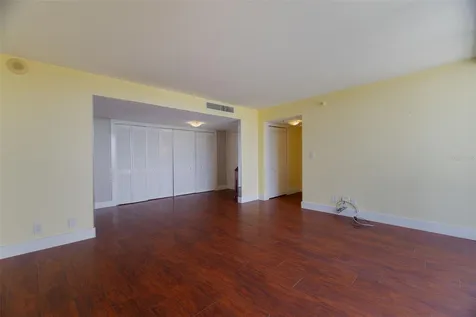 2480 Presidential Way West Palm Beach FL 33401