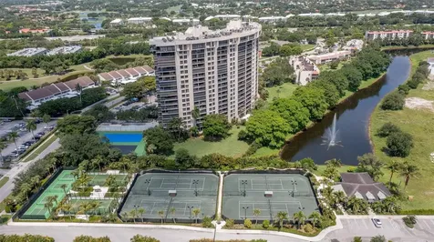 2480 Presidential Way West Palm Beach FL 33401
