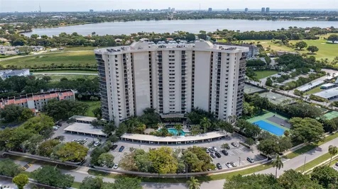 2480 Presidential Way West Palm Beach FL 33401