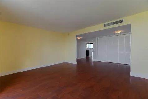2480 Presidential Way West Palm Beach FL 33401
