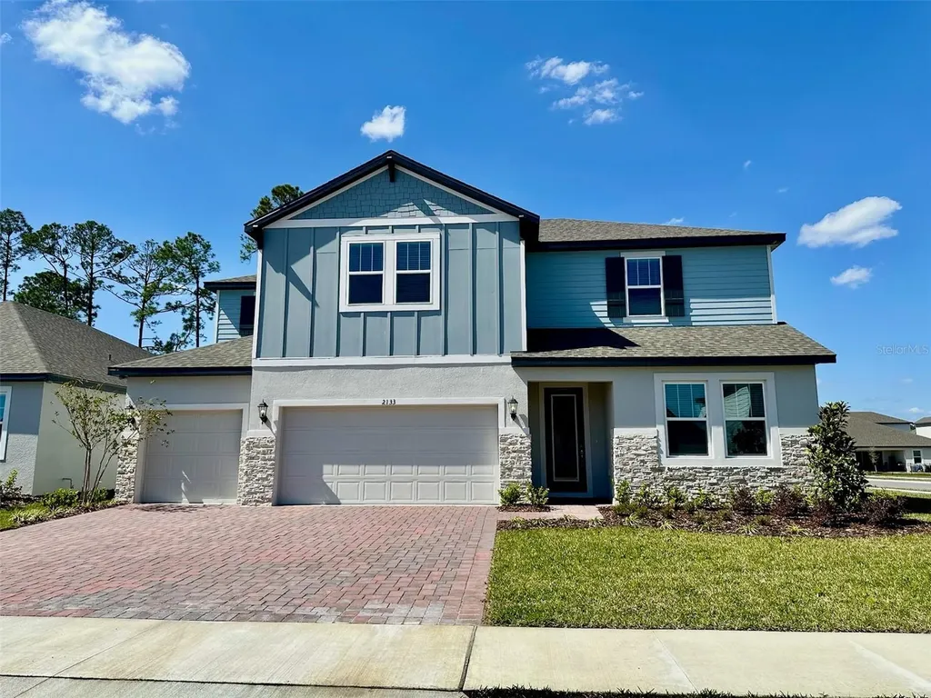 2133 Divot Drive Daytona Beach FL 32124