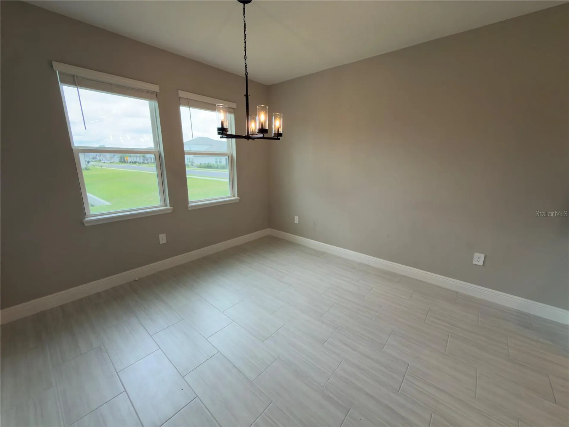 2133 Divot Drive Daytona Beach FL 32124