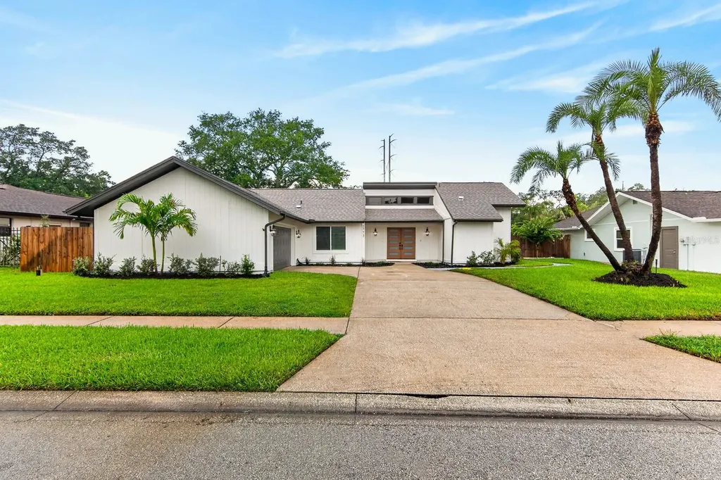 2773 Valencia Lane W Palm Harbor FL 34684