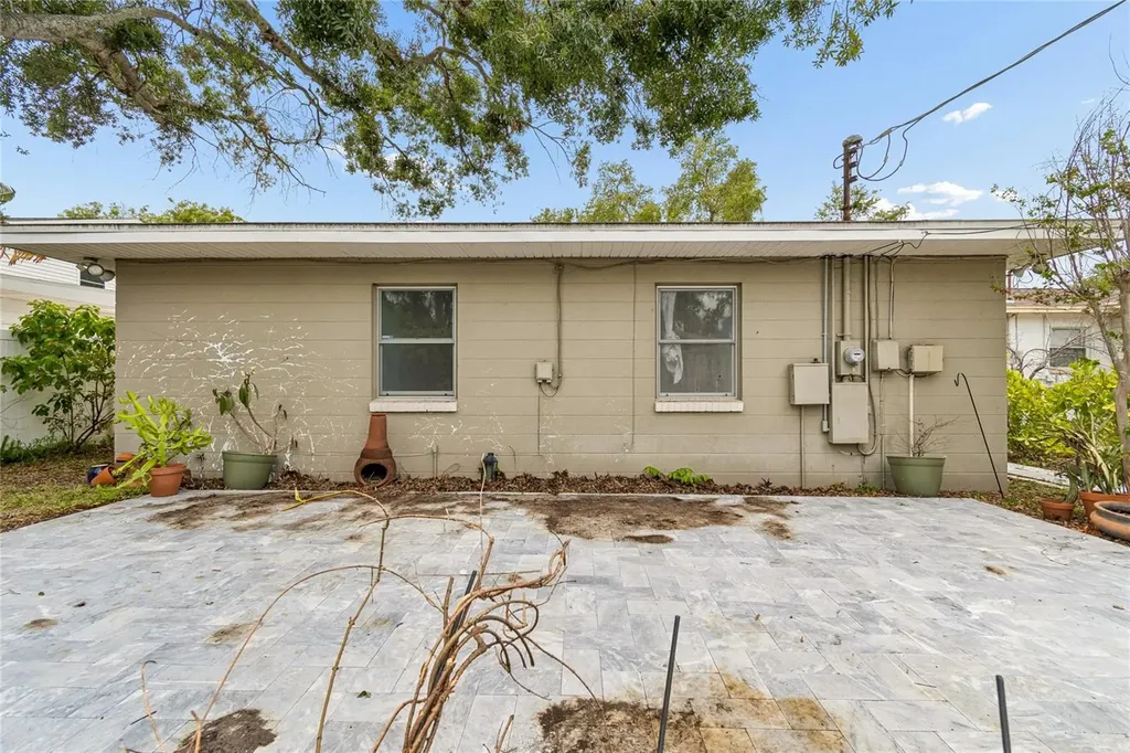 621 E Davis Boulevard Tampa FL 33606