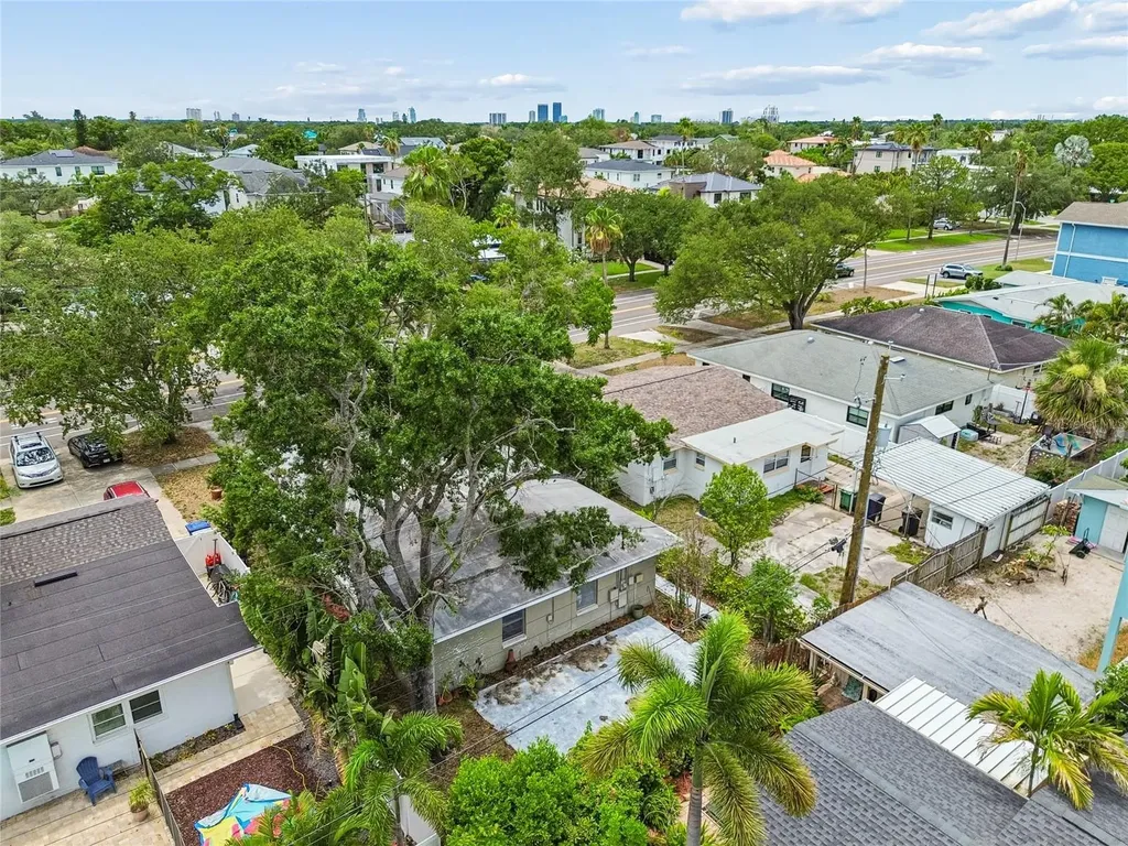 621 E Davis Boulevard Tampa FL 33606
