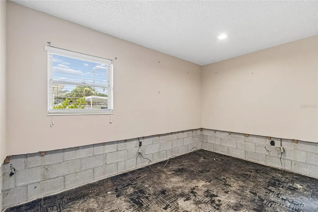 621 E Davis Boulevard Tampa FL 33606