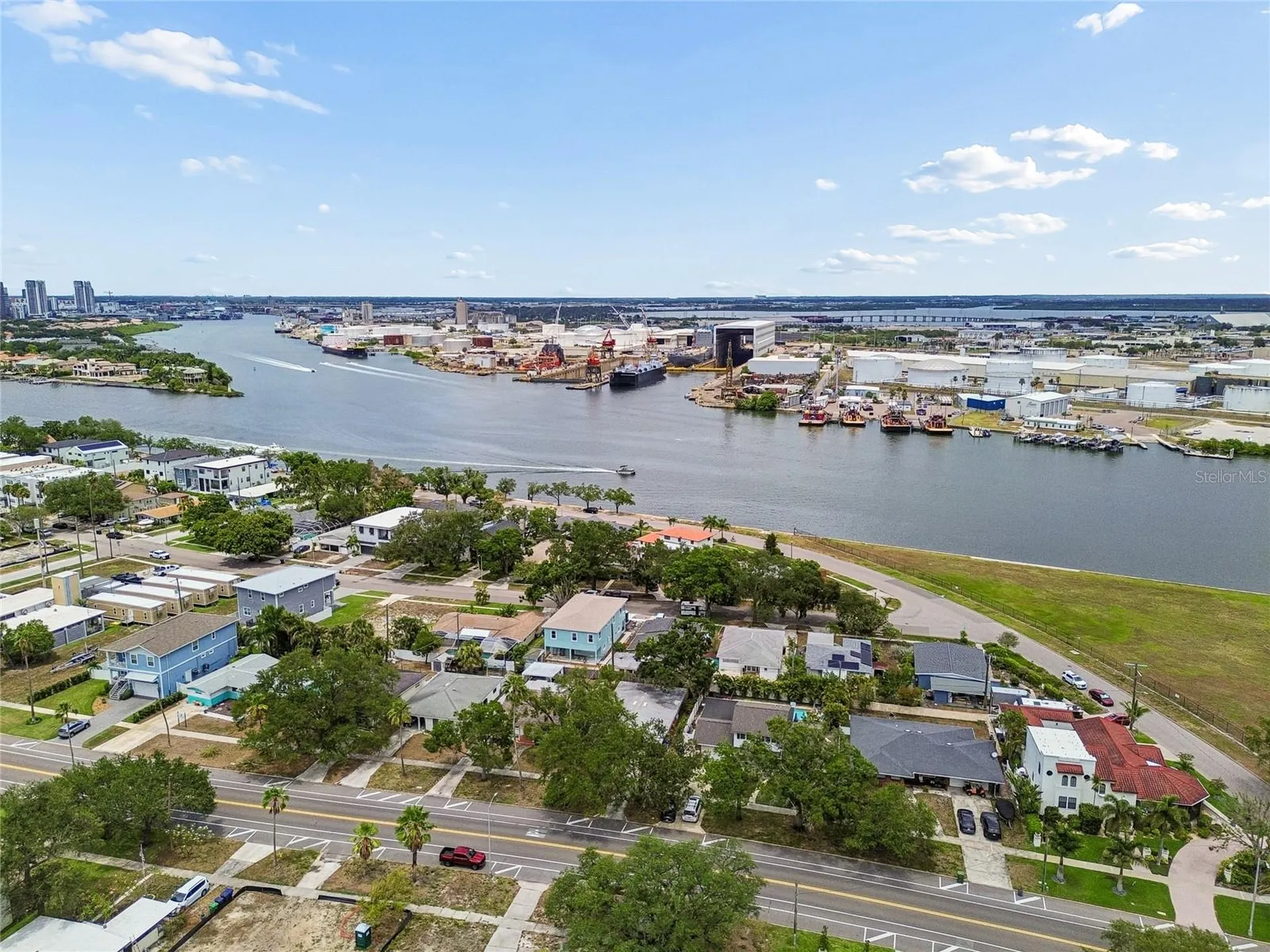 621 E Davis Boulevard Tampa FL 33606