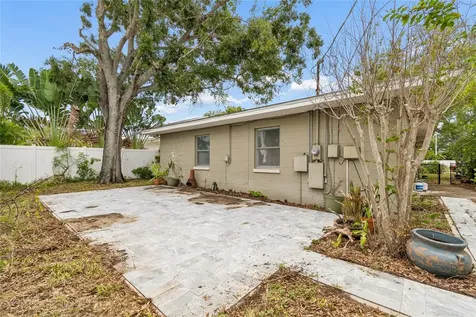 621 E Davis Boulevard Tampa FL 33606