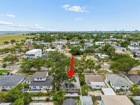 621 E Davis Boulevard Tampa FL 33606