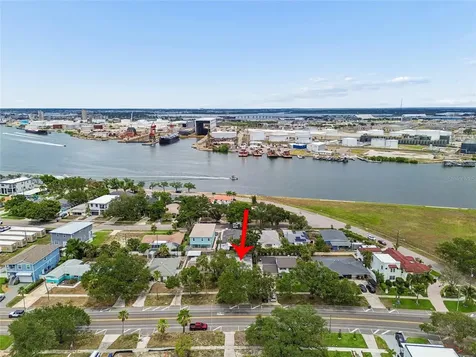 621 E Davis Boulevard Tampa FL 33606